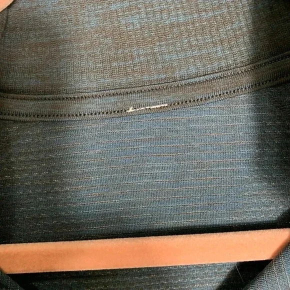 Lululemon Metal Vent Tech 1/2 Zip Pullover Mens Large Blue Long Sleeve - Picture 5 of 11